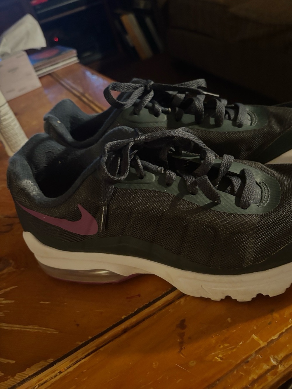Nike Air Max Invigor Multicolor Running  are a very dark forest green not black